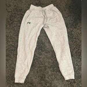 Light Grey Under Armour Sweat Pants Men’s Medium Worn Once
